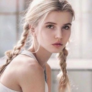 Meet your Posher, Buchfikv